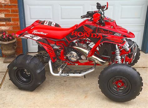 MAKING A HONDA TRX250R EVEN BETTER - Dirt Wheels Magazine