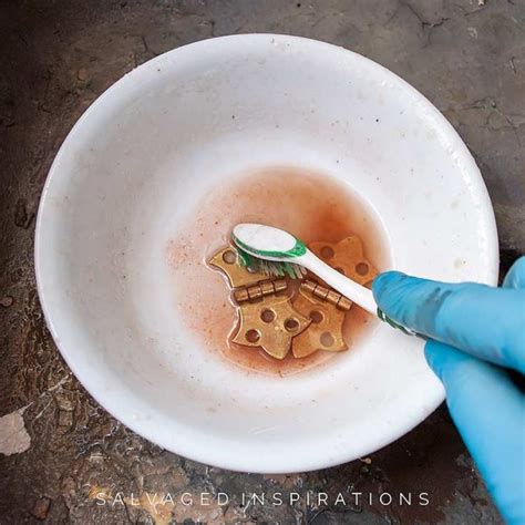 Cleaning Brass w Vinegar and Salt | Salvaged Inspirations