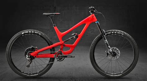 YT Capra 29 & 27.5 carbon enduro bikes, reborn with Return of the Goat - Bikerumor