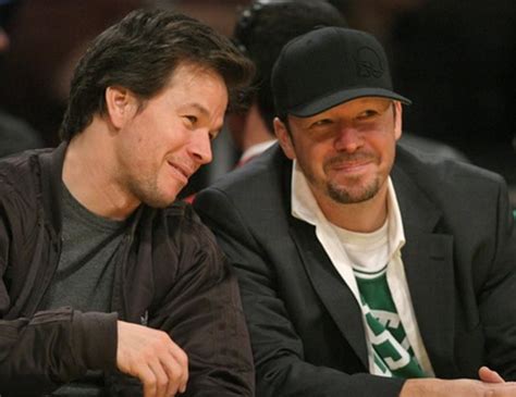 Wahlberg Brothers Ages : The Official Mark Wahlberg Aging Timeline | Mark Wahlberg ... / Welcome ...