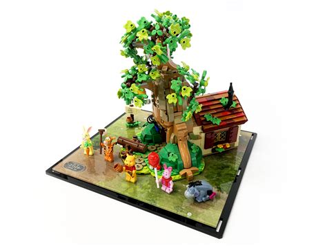 BrixBoxDisplay Case for LEGO® Ideas: Winnie the Pooh - 21326 - BrixBox