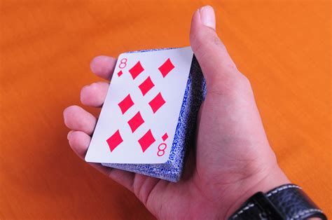 7 Ways to Do Easy Card Tricks - wikiHow