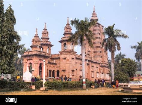 Sarnath Temple, Varanasi, Uttar Pradesh, India Stock Photo - Alamy