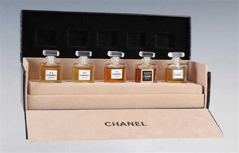 SET of 5 CHANEL Perfume, Parfum Sampler Miniatures