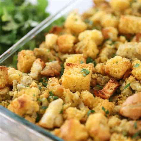 Easy Cornbread Stuffing Recipe - The Carefree Kitchen