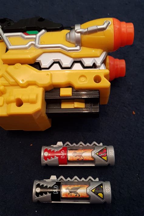 Power Rangers Dino Charge Gun in CR7 Croydon for £5.00 for sale | Shpock