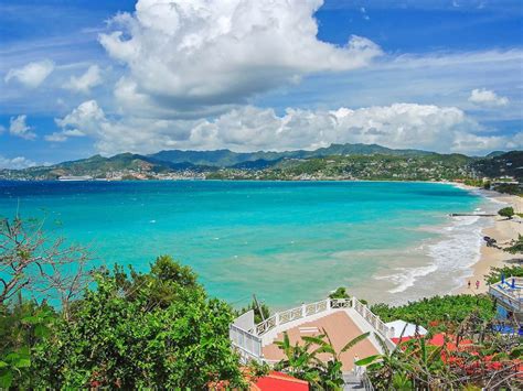 7 Reasons to Visit the Islands of the Southern Caribbean | Beaches in ...