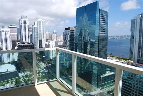 brickell - Google Search | Miami apartment, Miami appartment, Apartment ...