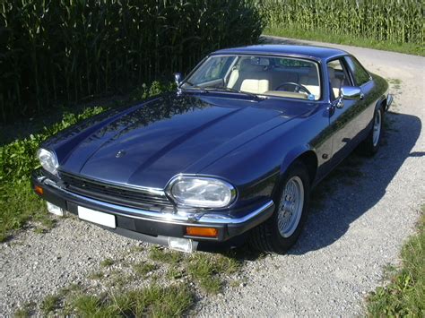 File:Jaguar XJS V12 Coupe 1992.jpg - Wikipedia