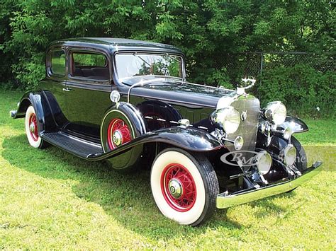 1932 Cadillac V8 Victoria Coupe | Vintage Motor Cars at Meadow Brook Hall 2003 | RM Auctions