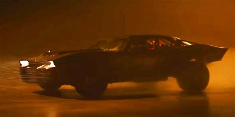 The Batman Video Compiles All Footage Of Bruce Wayne & Penguin Car Chase