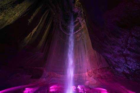 15 Caves in Tennessee Totally Worth Traveling To See | Let's Roam