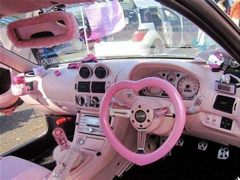 Home Decor: Wonderful Hello Kitty Car Interior design