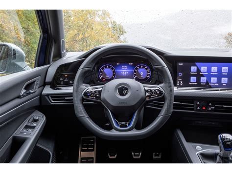 2024 Volkswagen Golf R: 78 Interior Photos | U.S. News