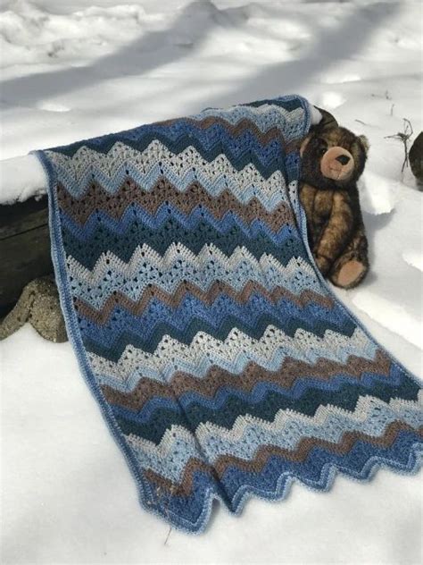 10 Beautiful Free Baby Boy Crochet Blanket Patterns - CrochetKim™