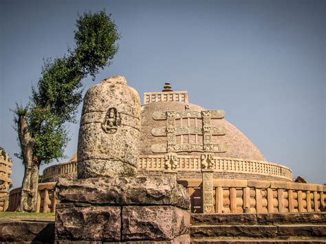 Travel Guide to Sanchi Stupa - History, Architecture, Attractions