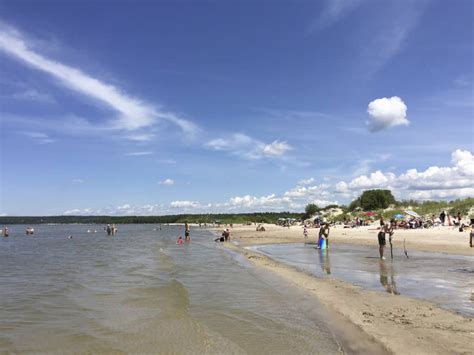 15 INCREDIBLE Manitoba Beaches to Visit (for 2024)