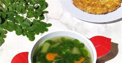 Resep 574. Sup Daun Kelor oleh Pawon Winna - Cookpad