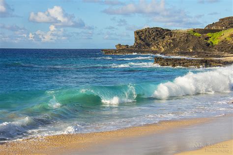 Pacific Ocean View from Sandy Beach - Oahu, Hawaii | Flickr