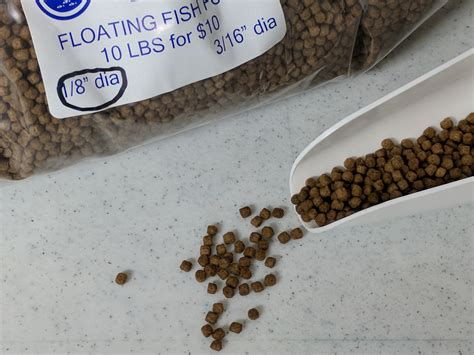 Floating Fish Food Pellets