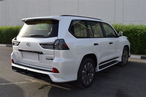 LEXUS LX 570 BLACK EDITION – Gulf Motors