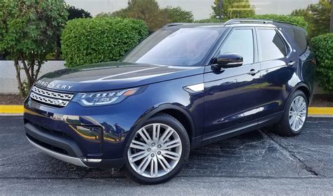 Quick Spin: 2018 Land Rover Discovery Diesel | The Daily Drive | Consumer Guide®