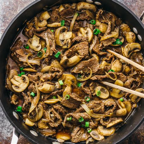 Easy beef with mushrooms and onions - savory tooth