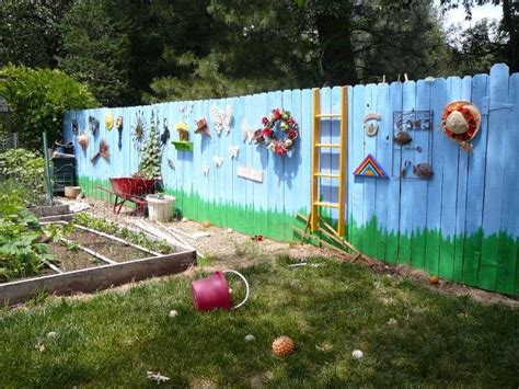 15 Stunning Fence Painting Designs to Inspire Your Own Backyard