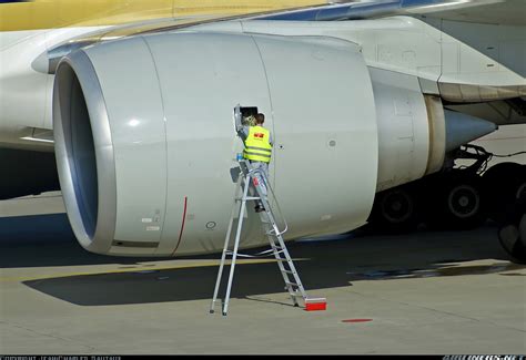 Boeing 777-312/ER - Singapore Airlines | Aviation Photo #1265914 | Airliners.net