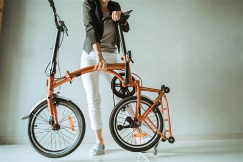 Best Lightweight Folding Bikes [10 Lightest Foldable Bikes in 2023]