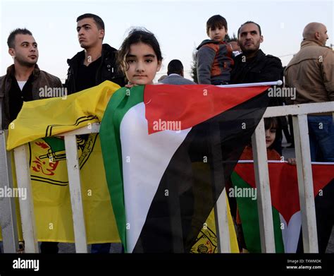 Fatah flag hi-res stock photography and images - Alamy