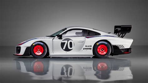 The Porsche 911 GT2 RS Clubsport 25 Is A Celebration Of Manthey-Racing ...