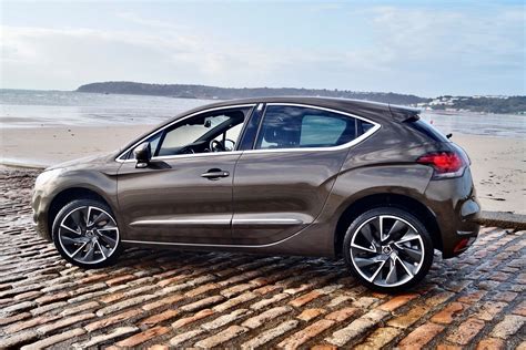 CITROEN DS4 SPORT THP | Carte Blanche