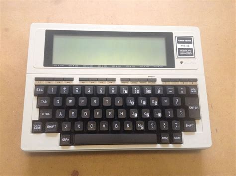 (1983) Tandy TRS-80 Model 100 | Retro video games, Trs, Retro gaming