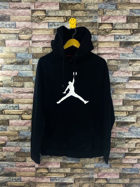 JORDAN JUMPMAN, Men's Fashion, Coats, Jackets and Outerwear on Carousell