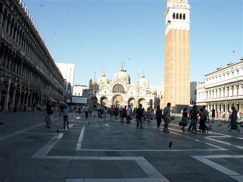 File:Piazza San Marco Venezia.jpg - Wikimedia Commons