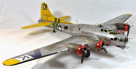 BoweModels: Reveal - Hong Kong Models 1/32 B-17G Flying Fortress