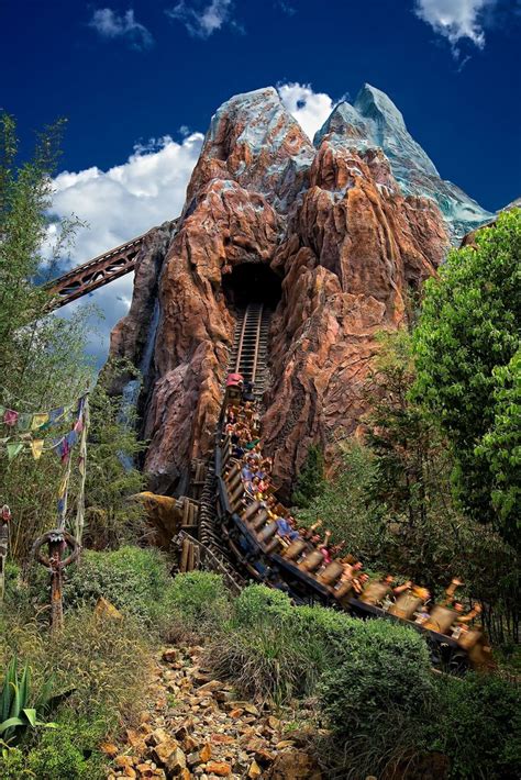 Expedition Everest. | Disney world rides, Animal kingdom disney, Disney world vacation