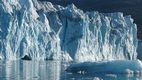 Glaciers & Ice Sheets - Woods Hole Oceanographic Institution