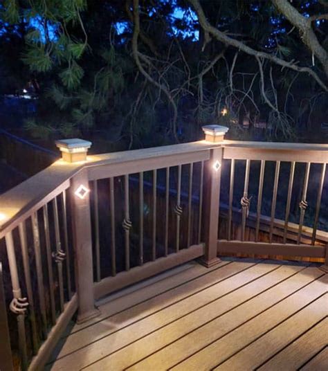 7 Top Deck Rail Lighting Ideas | Brighten Your Deck Railing - DEKOR ...