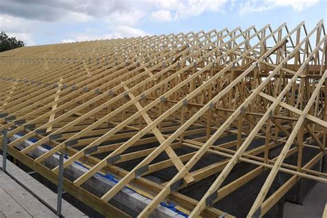 Design and Detailing of Timber Roof Trusses - STRUCTURES CENTRE