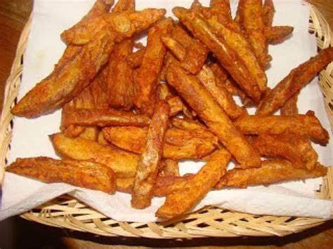 Crispy homemade seasoned french fries - Recipe Petitchef