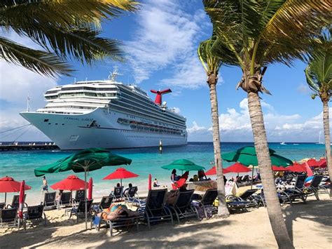 grand turk cruise center beach