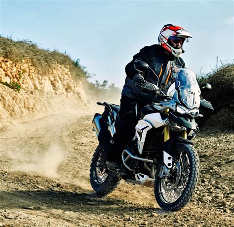 2020 Triumph Tiger 900 First Ride Review - Adventure Motorcycle ...