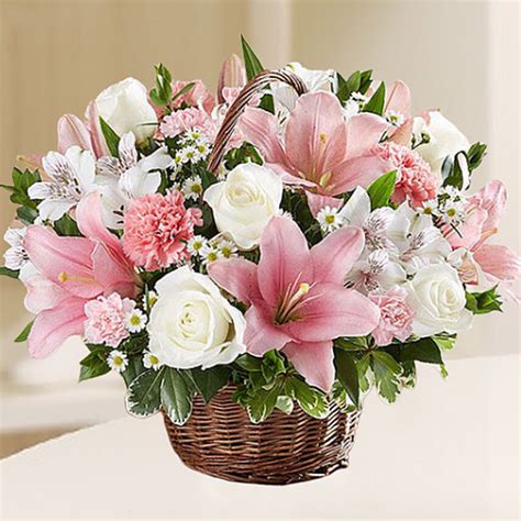 Online Beautiful Flowers Basket Gift Delivery in Singapore - FNP