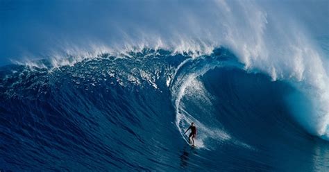 Jaws: Maui, Hawaii | The 65 Best Surf Spots in the World | Men's Journal