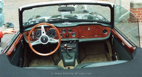 1969 Triumph TR6 interior: gorgeous simplicity!! | Triumph tr6, Triumph tr3, Triumph