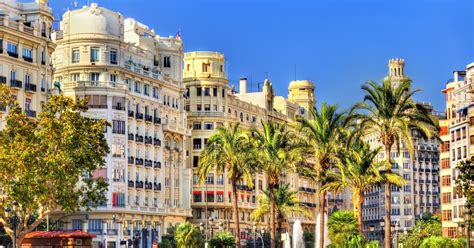 Hotel a Valencia da 14 €/notte - Cerca su KAYAK