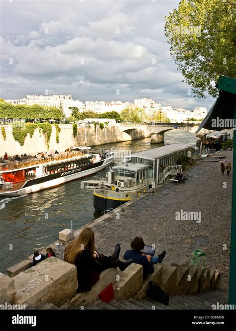 Seine river sightseeing sunset tourism travel traveling water landscape ...