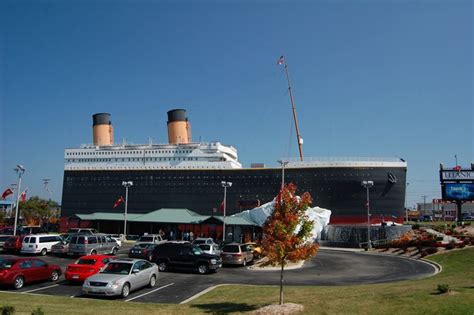 The Titanic Museum in Branson, Missouri | Never Ever Seen Before